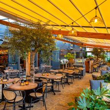 Grand Café Van Ruysdael