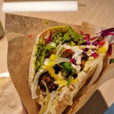 SHOUQ Zeist - Hummus, falafel & mezze (ook catering)