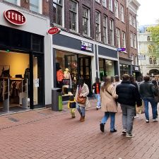 TOMMY JEANS Amsterdam Kalverstraat