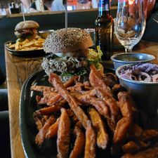 Beers & Barrels - Breda