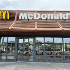 McDonald's Lelystad met McDrive