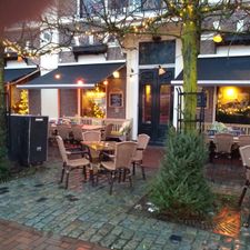 NielZ Café Restaurant