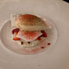 Noble Gastro House