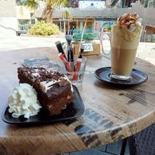 Ezprezzo Café