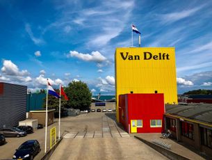 Van Delft Chocolates & Bakery