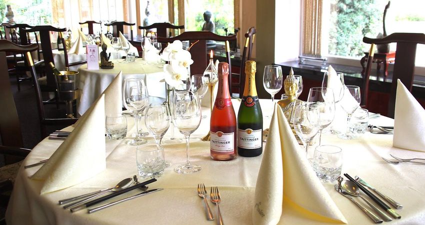 The Oriental Swan l Soesterberg l Kantonees Thais Restaurant