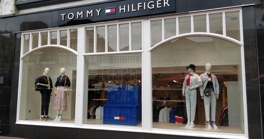 Tommy Hilfiger