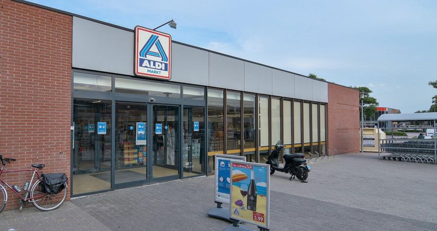 ALDI Uithuizen Molenerf