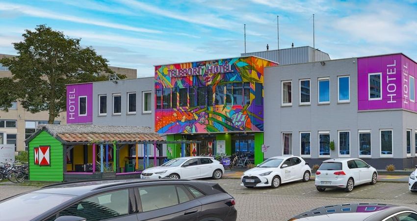 Amsterdam Teleport Hotel