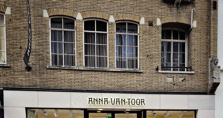 Anna van Toor - Eindhoven