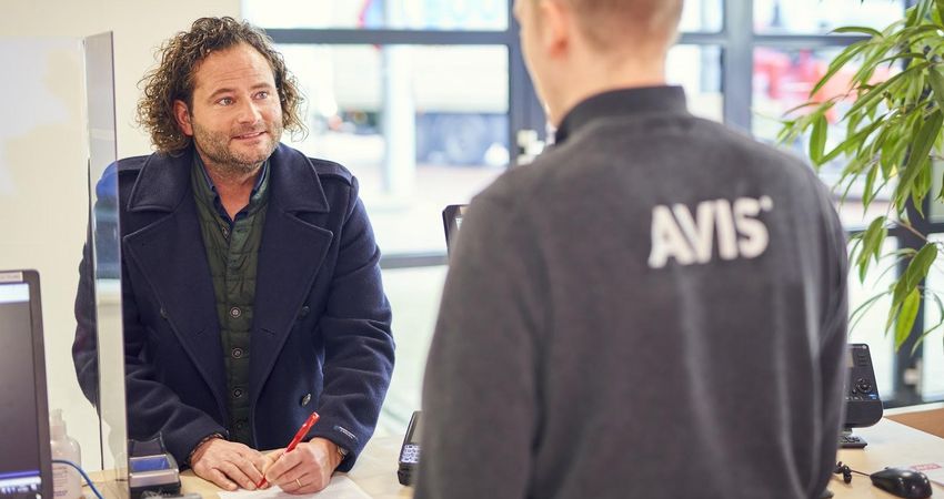 Avis Autoverhuur Hoogeveen