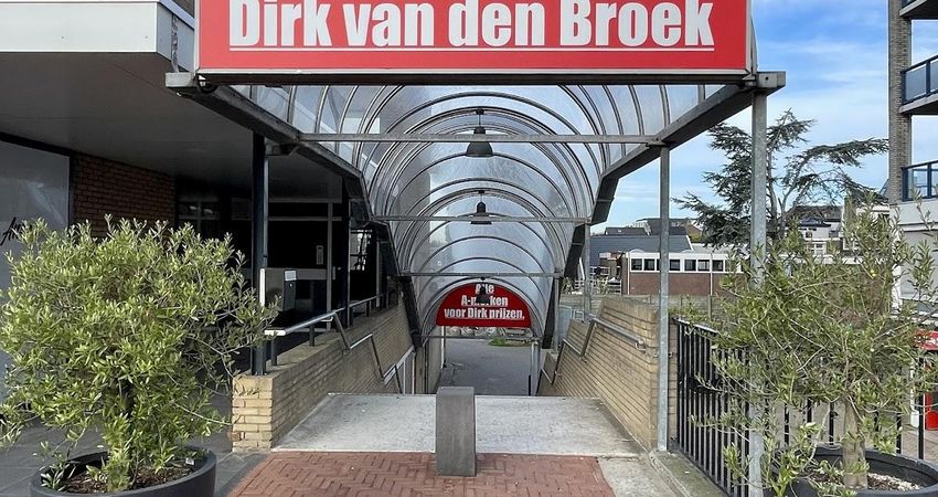 Dirk van den Broek