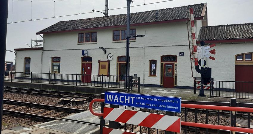 Holten, Station