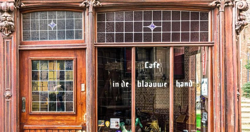 In de Blaauwe Hand