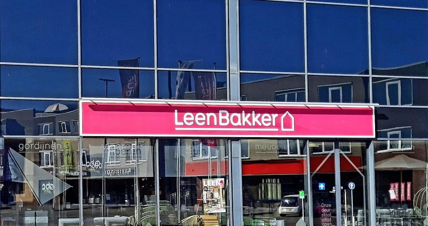 Leen Bakker