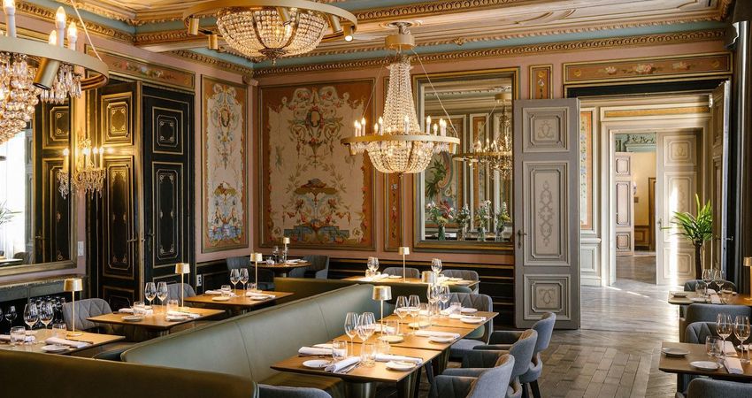 Les Salons