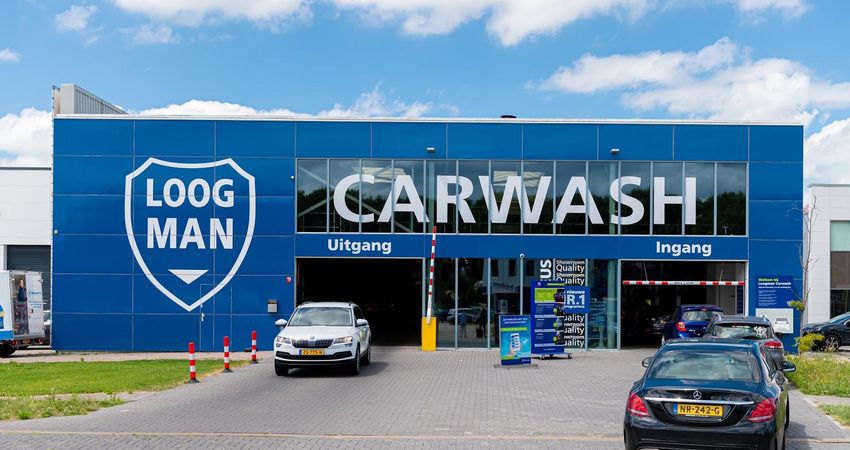 Loogman Carwash Almere - Wasstraat Almere