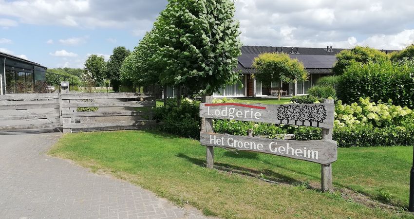 Lodgerie Het Groene Geheim