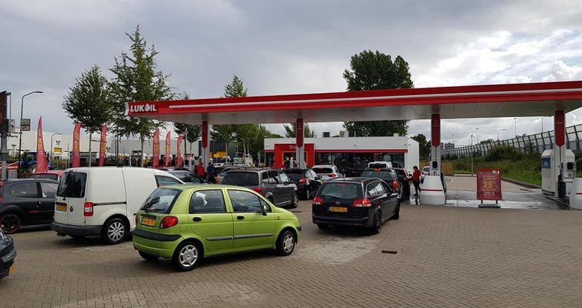 LUKOIL Hardinxveld de Peulen (Peulenlaan)