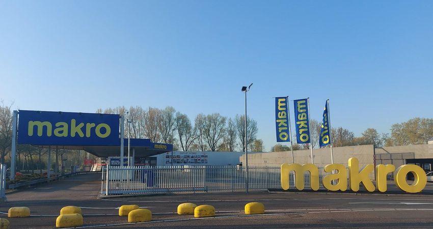 Makro Delft