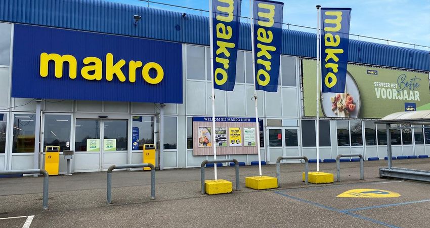 Makro Nuth