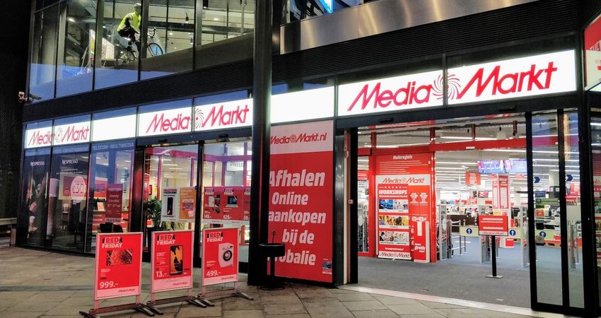 MediaMarkt Utrecht The Wall