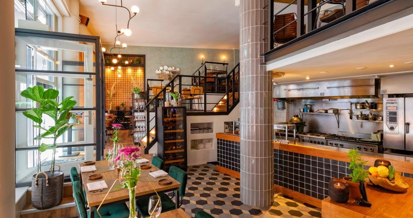 Restaurant 6&24